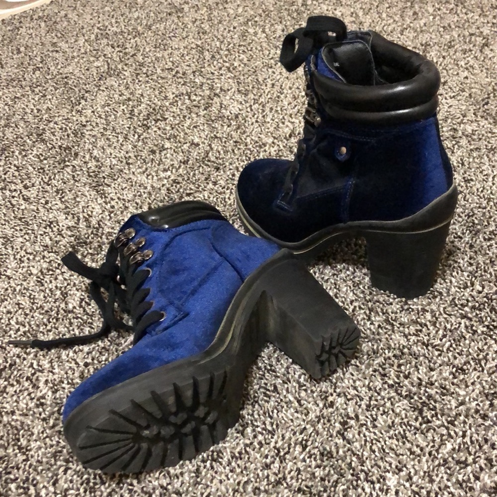 Joe Boxer boots ❤️ size 5
